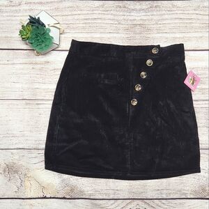 NEW!!! Women's black corduroy skirt with buttons Sz.M